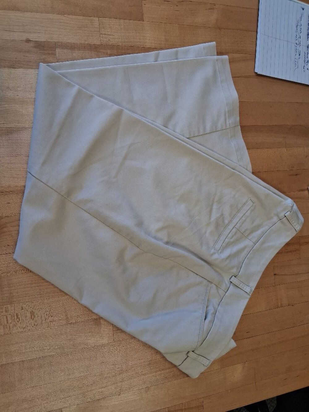 Womens size 8 Dockers